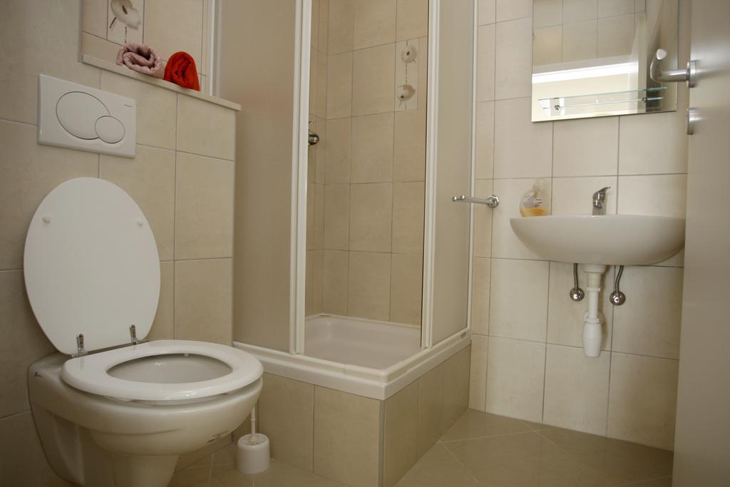 Apartments Rubic أوميس الغرفة الصورة