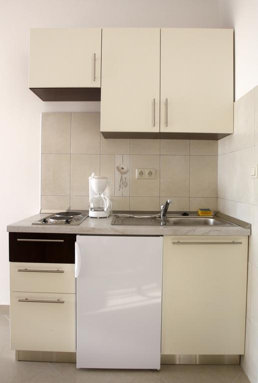 Apartments Rubic أوميس الغرفة الصورة
